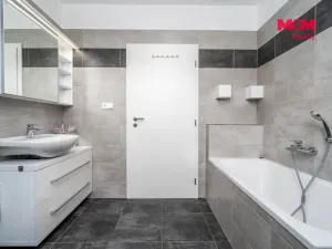 Prodej rodinného domu, Labské Chrčice, 111 m2