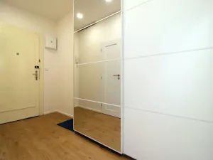 Pronájem bytu 2+kk, Praha - Žižkov, Biskupcova, 44 m2