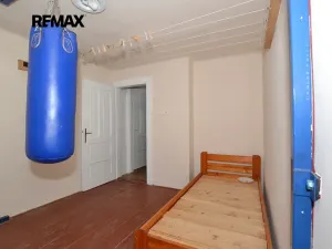 Prodej rodinného domu, Chrást, 9. května, 245 m2