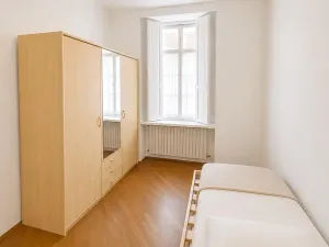 Pronájem bytu 3+1, Praha - Malá Strana, Sněmovní, 85 m2