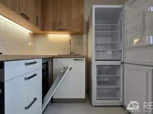 Pronájem bytu 2+1, Praha - Malešice, Chotutická, 54 m2