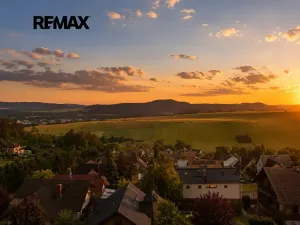 Prodej vily, Králův Dvůr, Pod Lesem, 708 m2