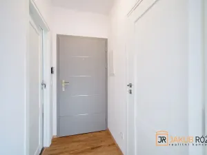 Pronájem bytu 2+kk, Mladé Buky, 38 m2