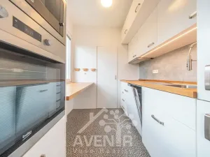 Prodej bytu 3+1, Zlín, Dukelská, 55 m2