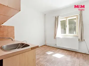 Prodej ubytování, Deštné v Orlických horách, 850 m2