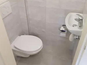 Pronájem bytu 2+kk, Praha - Holešovice, Přístavní, 40 m2