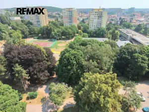 Pronájem bytu 1+1, Praha - Kobylisy, Košťálkova, 33 m2