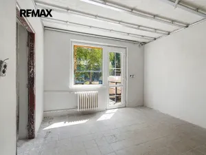 Prodej komerční nemovitosti, Plzeň, Rokycanská, 27 m2