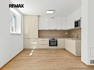 Prodej bytu 4+kk, Bdeněves, 78 m2