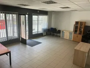 Prodej obchodního prostoru, Brandýs nad Labem-Stará Boleslav, 250 m2