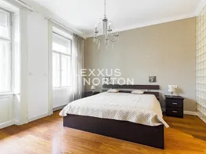 Pronájem bytu 4+1, Praha - Malá Strana, Zborovská, 154 m2