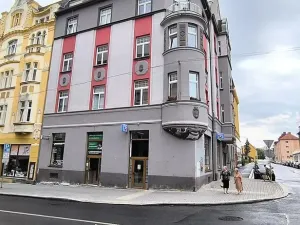 Pronájem obchodního prostoru, Cheb, Valdštejnova, 54 m2