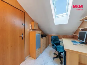 Prodej bytu 3+1, Ostrov, Masarykova, 87 m2