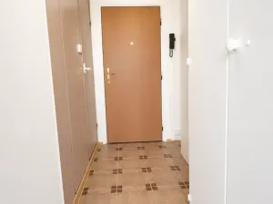 Pronájem bytu 1+1, Postoloprty, Jiráskovo náměstí, 35 m2