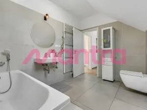 Prodej rodinného domu, Knovíz, Na Hrudném, 147 m2