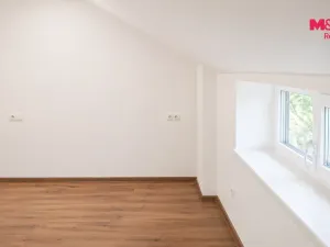 Pronájem bytu 3+kk, Běstovice, 78 m2