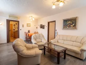 Prodej bytu 3+1, Praha - Bohnice, Dolákova, 72 m2