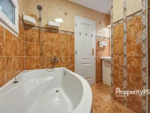 Prodej bytu 4+1, Ústí nad Labem - Severní Terasa, Jizerská, 86 m2