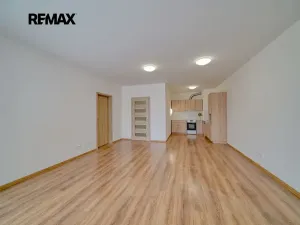 Pronájem bytu 2+kk, Velký Osek, U hřiště, 60 m2