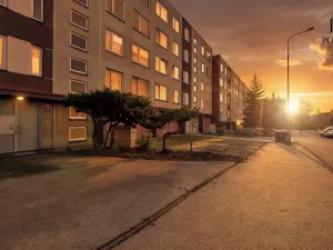 Prodej bytu 4+1, Praha - Černý Most, Šromova, 87 m2