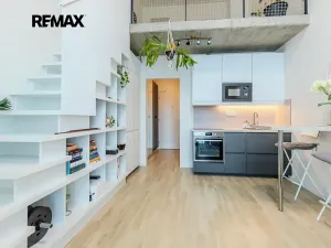 Prodej bytu 2+kk, Praha - Libeň, Novovysočanská, 45 m2