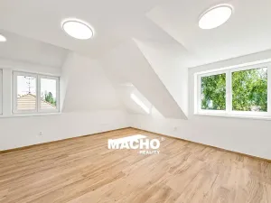 Pronájem bytu 2+kk, Mníšek pod Brdy, 5. května, 53 m2