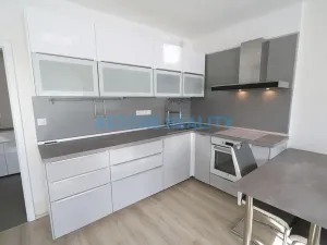 Pronájem bytu 2+kk, Praha - Letňany, Tupolevova, 52 m2