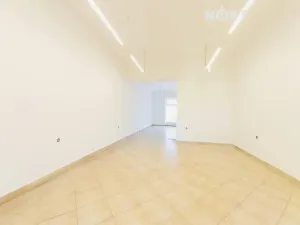 Pronájem obchodního prostoru, Vrchlabí, Krkonošská, 87 m2