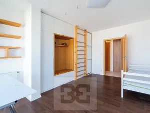 Pronájem bytu 3+kk, Praha - Velká Chuchle, 70 m2
