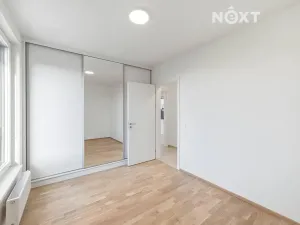 Pronájem bytu 2+kk, Praha - Hlubočepy, Benešova, 53 m2