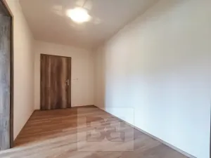 Pronájem bytu 1+kk, Úvaly, Arnošta z Pardubic, 58 m2