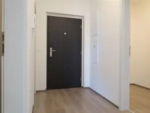 Pronájem bytu 3+kk, Praha - Vysočany, Svatošových, 72 m2