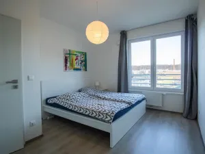 Pronájem bytu 3+kk, Praha - Vysočany, Svatošových, 72 m2