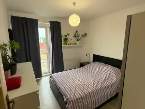 Pronájem bytu 2+kk, Praha - Strašnice, Starostrašnická, 40 m2