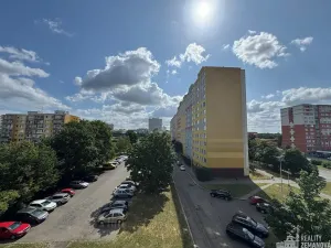 Pronájem bytu 1+kk, Praha - Troja, Svídnická, 28 m2