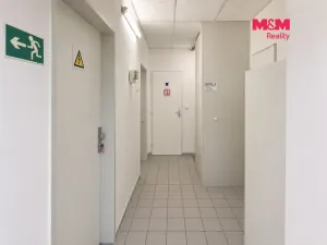 Pronájem kanceláře, Uhlířské Janovice, Komenského, 90 m2