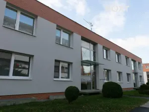 Pronájem bytu 1+kk, Zlín, U Trojáku, 27 m2