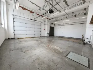 Pronájem skladu, Brno, Šujanovo náměstí, 137 m2
