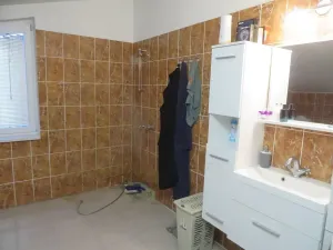 Prodej podílu rodinného domu, Drozdov, 275 m2