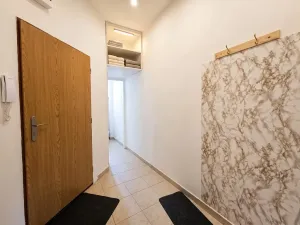 Pronájem bytu 2+kk, Teplice, Denisova, 44 m2