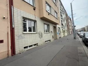 Pronájem bytu 2+1, Praha, V olšinách, 52 m2