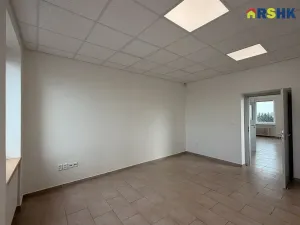 Pronájem kanceláře, Hradec Králové, Koutníkova, 69 m2