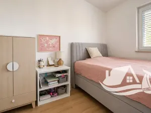 Prodej bytu 4+kk, Rogoznica, Chorvatsko, 90 m2