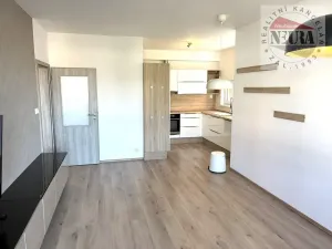 Pronájem bytu 2+kk, Praha - Modřany, Soukalova, 65 m2