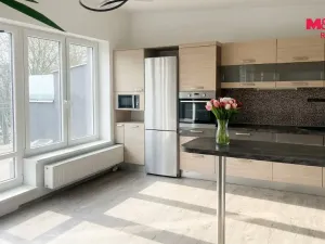 Pronájem atypického bytu, Strakonice - Strakonice I, Mlýnská, 92 m2