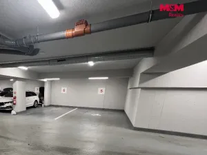 Pronájem garážového stání, Frýdek-Místek - Frýdek, Nové Dvory-Podhůří, 13 m2