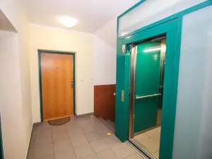 Pronájem bytu 3+kk, Praha - Krč, Nad Ryšánkou, 69 m2