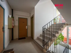 Prodej bytu 2+1, Benešov, Na Bezděkově, 65 m2