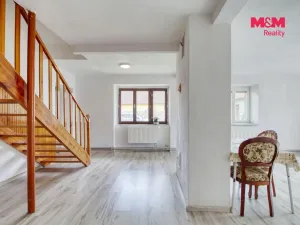 Prodej rodinného domu, Lnáře, 205 m2