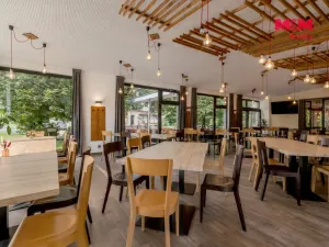 Prodej restaurace, Frenštát pod Radhoštěm, Školská čtvrť, 500 m2